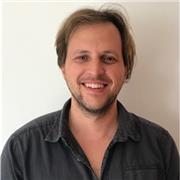 Profesor de Inglés imparte clases de todas las edades y niveles